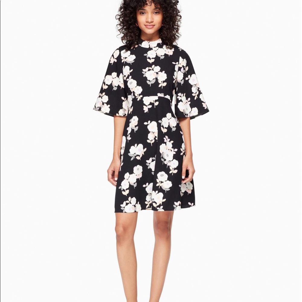 KATE SPADE Posy Floral Swing Dress In Black 4 half sleeves wide a line